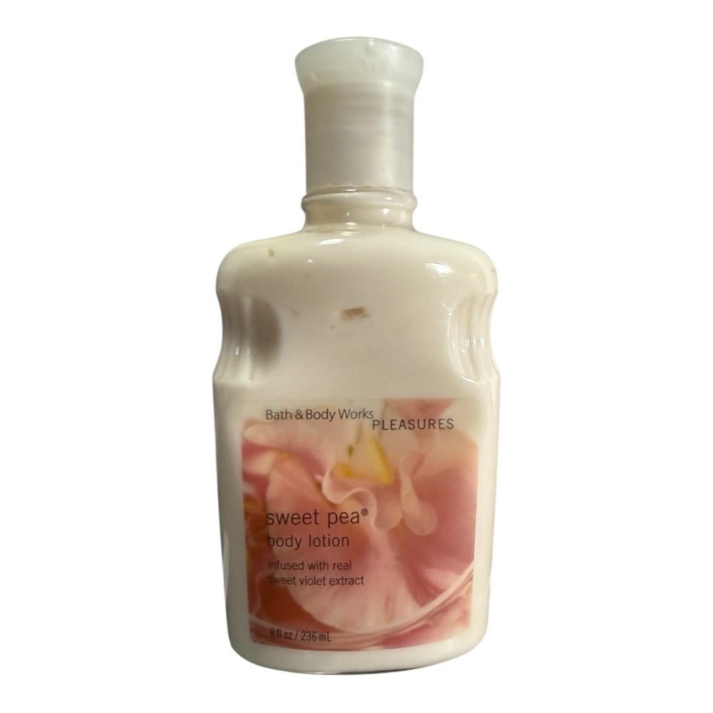 VTG NOS Bath & Body Works Sweet Pea Body Lotion - Cream and Pink